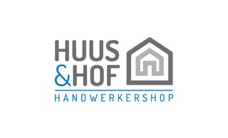 A modern logo for a craftsman's shop named "Huus & Hof". It features a stylized house and emphasizes craftsmanship services. | © Logo Huus & Hof Riezlern