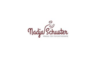 A simple logo with the name "Nadja Schuster" and the additional text "Practice for Psychotherapy". The font is elegant and in a red color on a light background. | © Praxis für therapeutische Unterstützung Logo